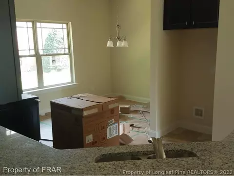 141 Colonade Ct, Benson, NC 27504 photo 2