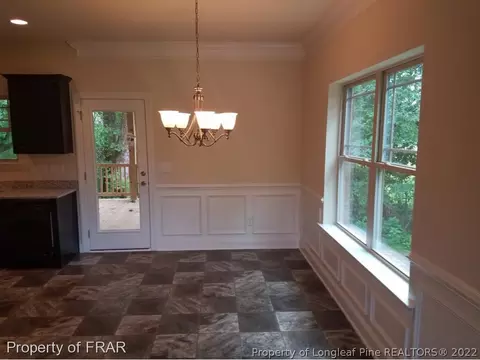 127 Colonade Ct, Benson, NC 27504 photo 5