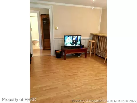 105 E I St, Erwin, NC 28339 photo 4