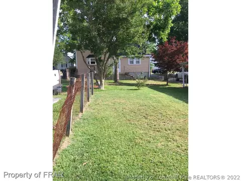 105 E I St, Erwin, NC 28339 photo 15