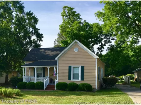 105 E I St, Erwin, NC 28339 photo 1