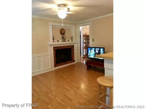 105 E I St, Erwin, NC 28339 photo 3