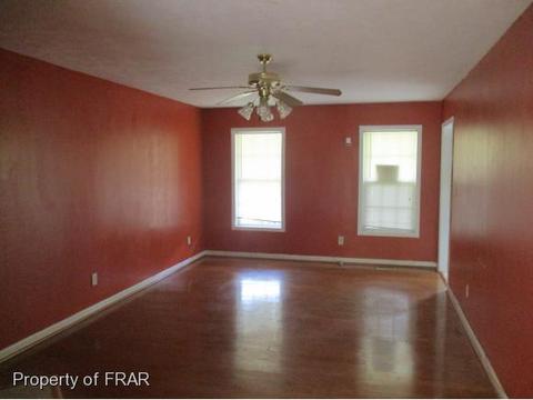 40 Senter Ln, Bunnlevel, NC 28323 photo 3