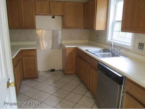 40 Senter Ln, Bunnlevel, NC 28323 photo 4