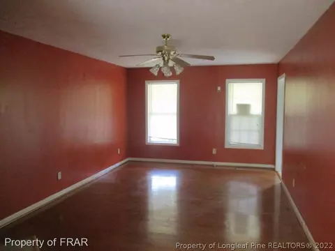40 Senter Ln, Bunnlevel, NC 28323 photo 3