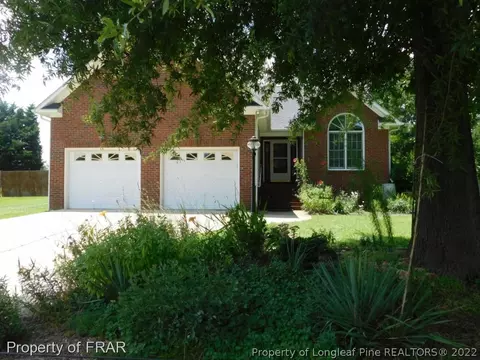 231 Waters Edge Dr, Erwin, NC 28339 photo 1