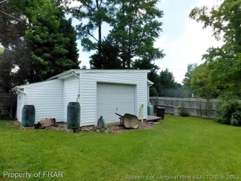 231 Waters Edge Dr, Erwin, NC 28339 photo 18