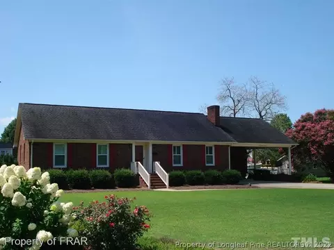 207 E D St, Erwin, NC 28339 photo 1