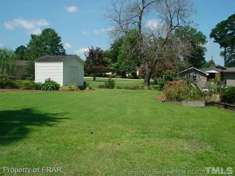 207 E D St, Erwin, NC 28339 photo 21
