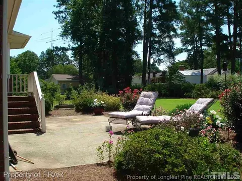 207 E D St, Erwin, NC 28339 photo 5