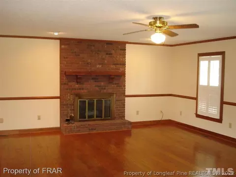 207 E D St, Erwin, NC 28339 photo 7