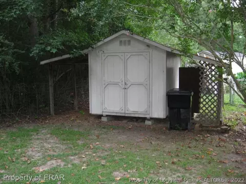204 Cedarwood Dr, Erwin, NC 28339 photo 25