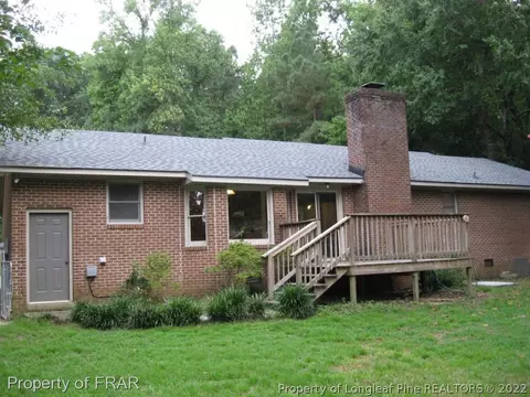 204 Cedarwood Dr, Erwin, NC 28339 photo 2