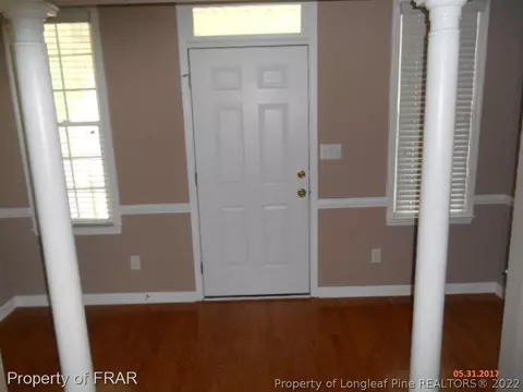 402 Thorndale Dr, Dunn, NC 28334 photo 4