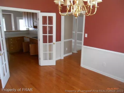 402 Thorndale Dr, Dunn, NC 28334 photo 8