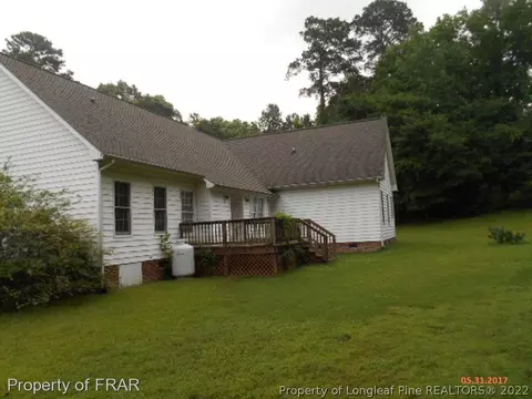 402 Thorndale Dr, Dunn, NC 28334 photo 2