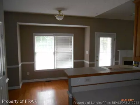 402 Thorndale Dr, Dunn, NC 28334 photo 10