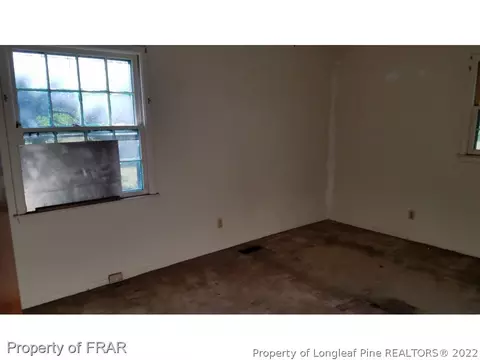 618 Goodyear Dr, Spring Lake, NC 28390 photo 6