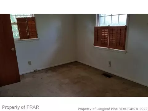 618 Goodyear Dr, Spring Lake, NC 28390 photo 7