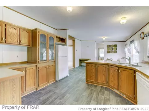 521 W J St, Erwin, NC 28339 photo 10