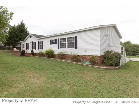 521 W J St, Erwin, NC 28339 photo 3