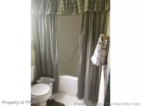 604 Denese Cir, Erwin, NC 28339 photo 7