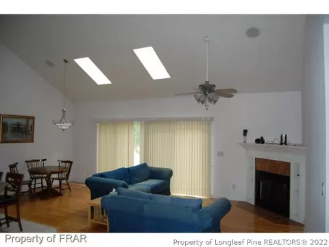 708 Bald Eagle Dr, Vass, NC 28394 photo 4