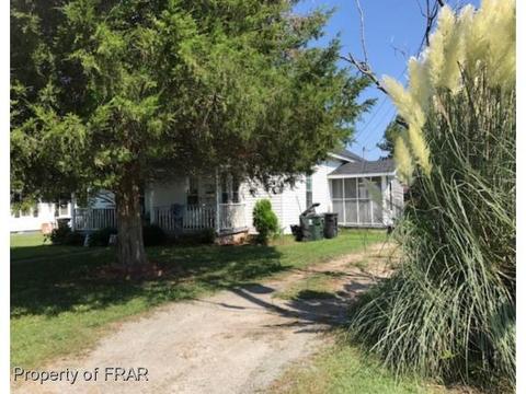 302 C St, Erwin, NC 28339 photo 1