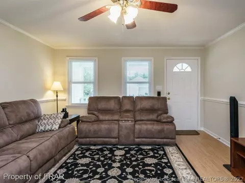 104 Woodall Dr, Erwin, NC 28339 photo 2