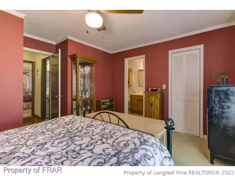 105 Cascade Cir, Dunn, NC 28334 photo 9