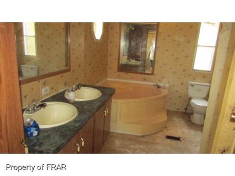 83 Chavis Ln, Cameron, NC 28326 photo 4