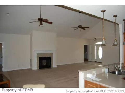 812 Thrush Dr, Vass, NC 28394 photo 4