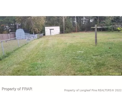 106 Marthas Ln, Spring Lake, NC 28390 photo 3