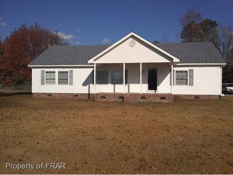 686 John L Rd, Maxton, NC 28364 photo 1
