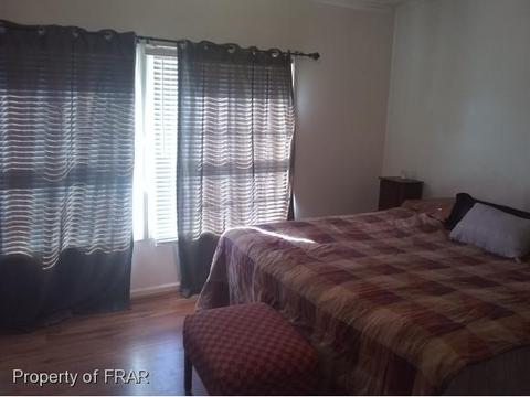 686 John L Rd, Maxton, NC 28364 photo 3