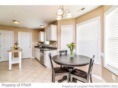 558 Valley Oak Dr, Bunnlevel, NC 28323 photo 7