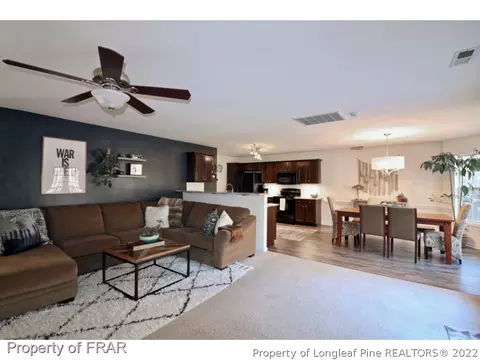 709 Valley Oak Dr, Bunnlevel, NC 28323 photo 4