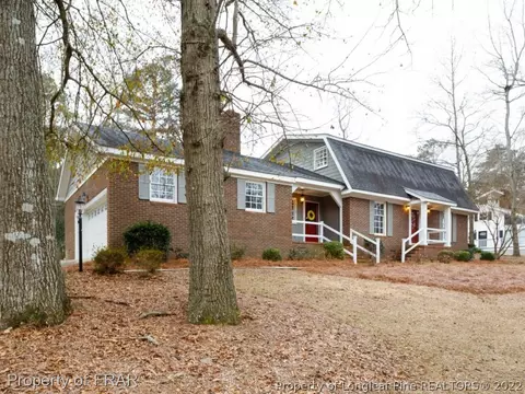 512 Pineview, Clinton, NC 28328 photo 1