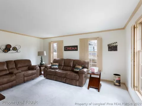 512 Pineview, Clinton, NC 28328 photo 3