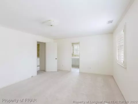 512 Pineview, Clinton, NC 28328 photo 31