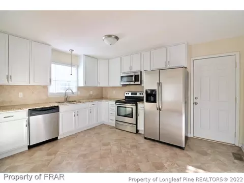 155 Yorkshire Dr, Cameron, NC 28326 photo 4