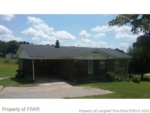711 N 13th St, Erwin, NC 28339 photo 1