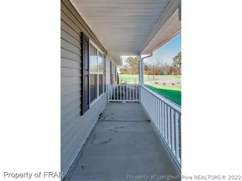 125 Declaration Dr, Raeford, NC 28376 photo 5