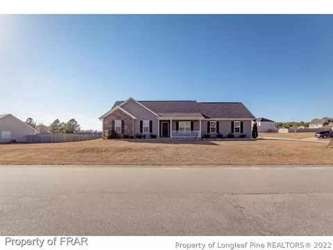 125 Declaration Dr, Raeford, NC 28376 photo 4