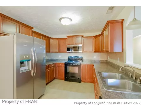 125 Declaration Dr, Raeford, NC 28376 photo 10