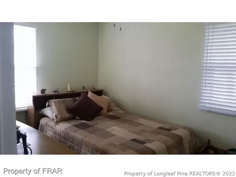 110 Pine St, Dunn, NC 28334 photo 10