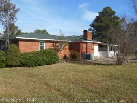 233 Francis Dr, Dunn, NC 28334 photo 3