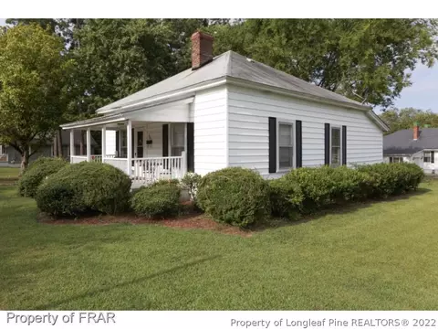 204 N 17th St, Erwin, NC 28339 photo 3