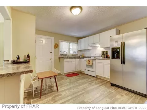 204 N 17th St, Erwin, NC 28339 photo 9