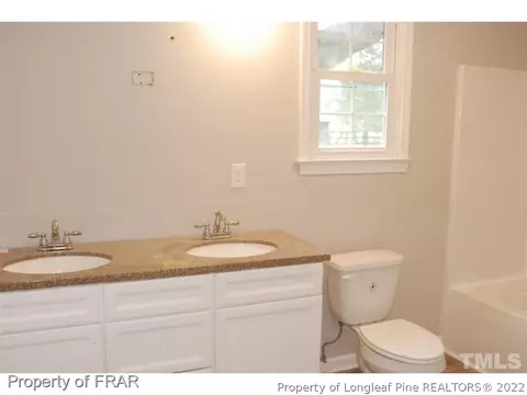 1002 Butler Dr, Erwin, NC 28339 photo 5